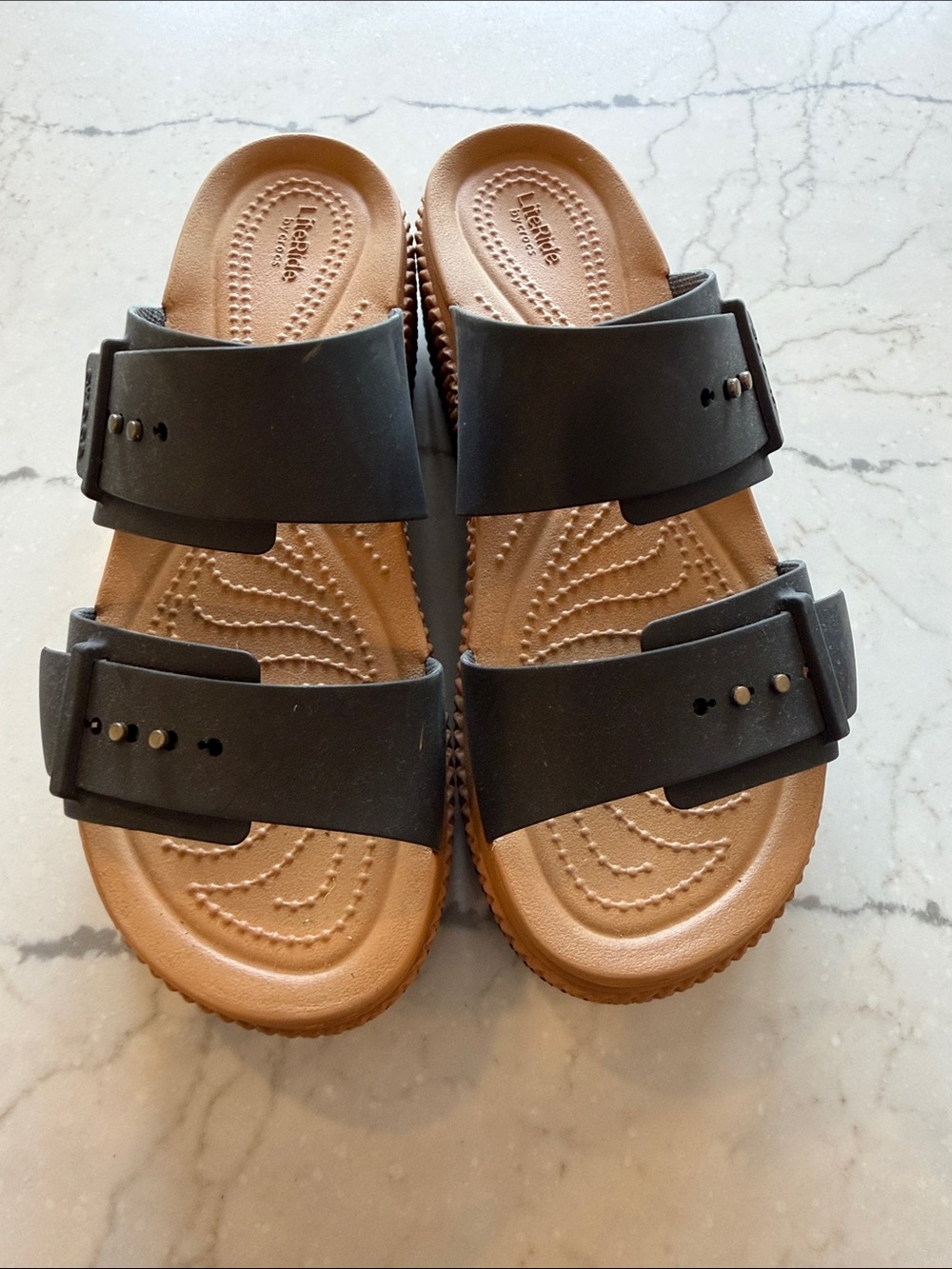 CROCS Women’s Dual-Strap Platform Slides in Black and Tan - Picture 5 of 6